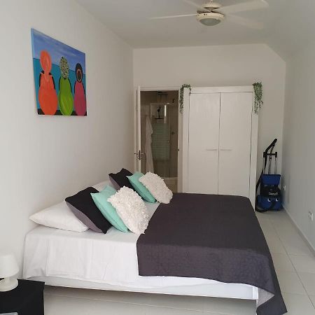 A2 Apartment Budget At Jan Thiel Curacao Экстерьер фото