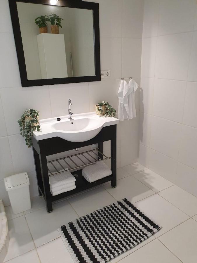 A2 Apartment Budget At Jan Thiel Curacao Экстерьер фото