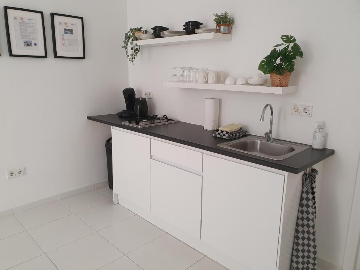 A2 Apartment Budget At Jan Thiel Curacao Экстерьер фото